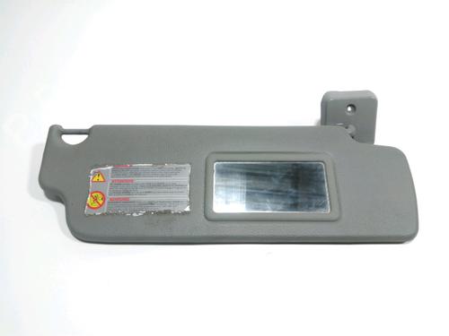 Used Right sun visor Right sun visor 28262667 28262667