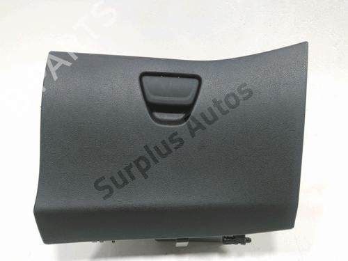 Used Glove box FORD FIESTA VI (CB1, CCN) 1.4 TDCi (70 hp) 30991791