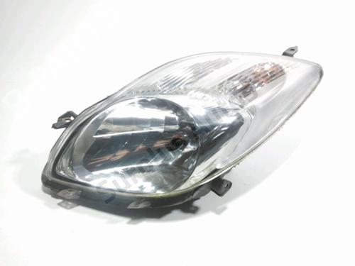 Venstre forlygte TOYOTA YARIS (_P9_) 1.33 VVT-i (NSP90_, NSP90R) (100 hp) 32261186