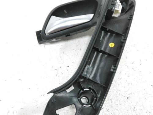 Used Front left interior door handle Front left interior door handle 37775189 37775189