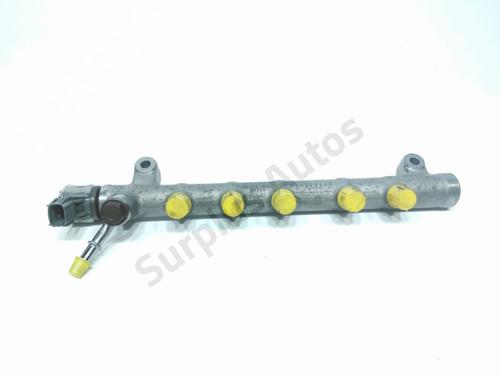 Used Injection rail VOLVO V70 III (135) D4 (181 hp) 28221343
