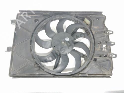 Used Radiator fan Radiator fan FIAT 500L (351_, 352_) 1.6 D Multijet (199LYD1B) (105 hp) 40212862 40212862