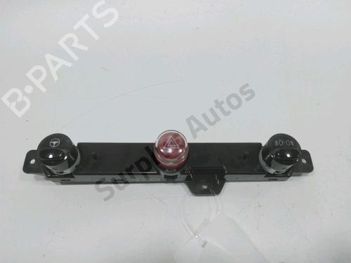 Used Warning switch Warning switch FIAT 500 (312_) 1.2 (312AXA1A) (69 hp) 30990288 30990288