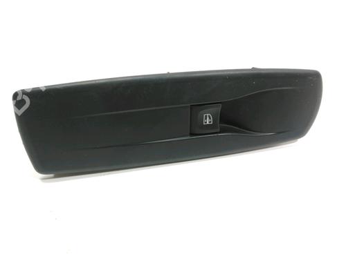 Høyre Foran elrute bryter RENAULT MEGANE III Hatchback (BZ0/1_, B3_) 1.5 dCi (BZ09, BZ0D, BZ1W, BZ29, BZ14) (110 hp) 28238524