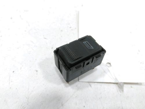Used Right front window switch Right front window switch 30994336 30994336