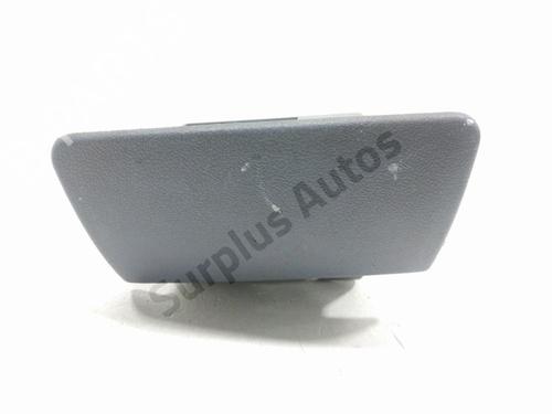 Used Ashtray Ashtray FORD FIESTA Box Body/MPV (J5_, J3_) 1.8 D (60 hp) 31285445 31285445