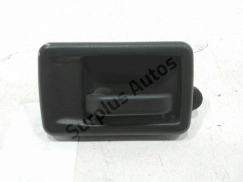 Used Rear left interior door handle Rear left interior door handle 31000057 31000057