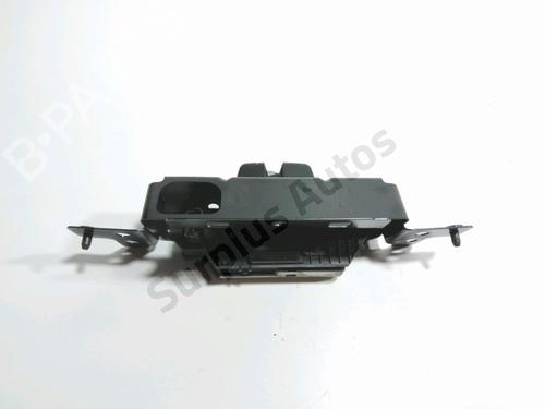 Używane Zamek klapy tylnej / bagażnika PEUGEOT 208 I (CA_, CC_) 1.6 HDi (92 hp) 30269423