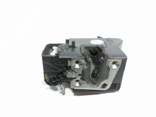 rear-right-lock-dacia-sandero-iii-2021-28254590 main image