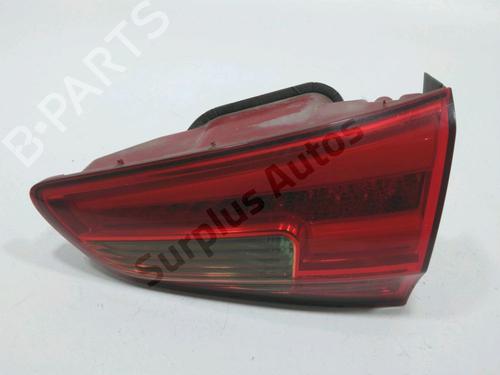 Used Right tailgate light Right tailgate light 31005781 31005781