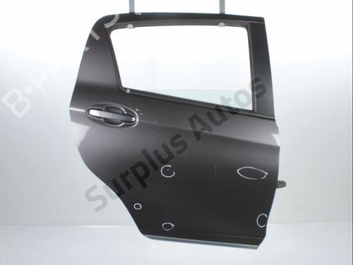 Used Right rear door TOYOTA YARIS (_P13_) 1.3 (NSP130_, NSP130) (99 hp) 28616999