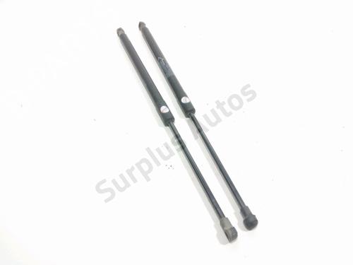 tailgate-lift-support-toyota-verso-_r2_-2009-2010-2011-2012-2013-2014-2015-2016-2017-2018-28508058 main image