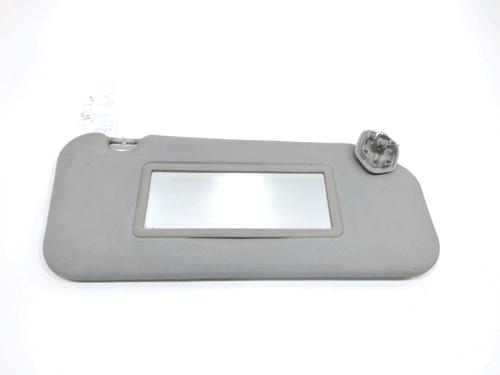 Used Right sun visor Right sun visor 31002358 31002358