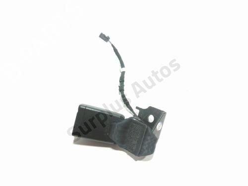 Used Seat buckle PEUGEOT 2008 II (UD_, US_, UY_, UJ_, UR_, UC_) 1.5 BlueHDI 100 (102 hp) 28234599