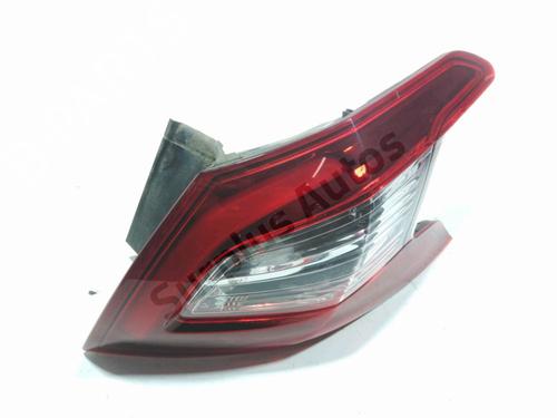 Used Right taillight Right taillight PEUGEOT 308 II (LB_, LP_, LW_, LH_, L3_) 1.2 THP 110 (110 hp) 32311386 32311386