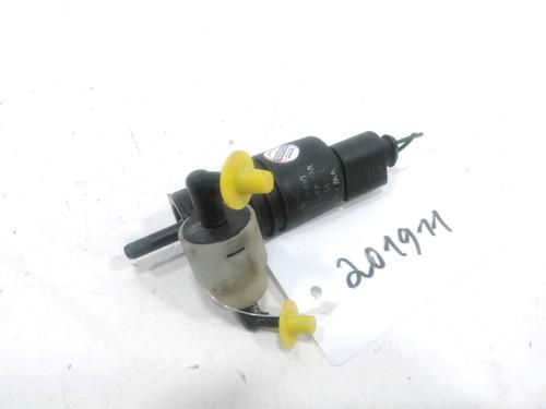 Sprinklervæskepumpe VW POLO (6N2) 1.4 (60 hp) 31008577