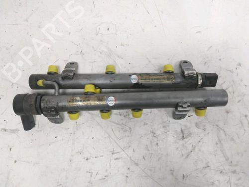 Used Injection rail MERCEDES-BENZ CLS (C219) CLS 320 CDI (219.322) (224 hp) 28221252
