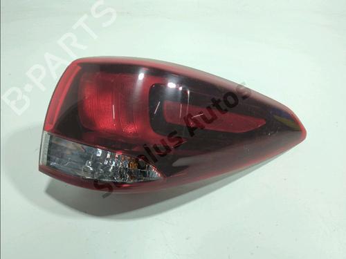 right-taillight-kia-carens-iv-2013-37788584 main image