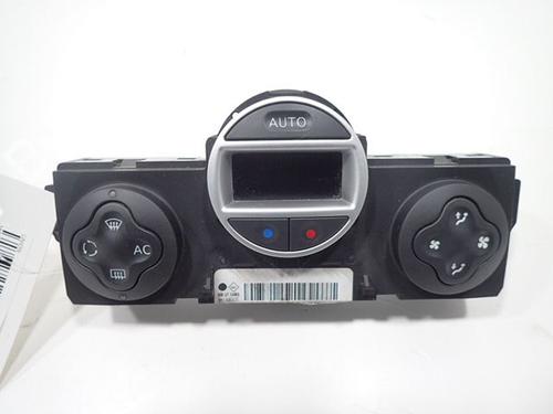 Used Climate control RENAULT CLIO III (BR0/1, CR0/1) 1.5 dCi (BR17, CR17) (86 hp) 30988386