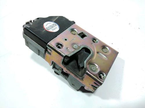 Używane Zamek drzwi przednich prawych PEUGEOT 406 Break (8E/F) 2.0 HDI 110 (109 hp) 29858530