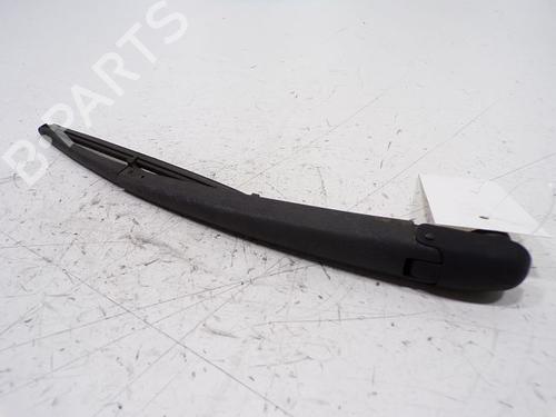 Used Rear windshield wiper arm Rear windshield wiper arm 37789516 37789516