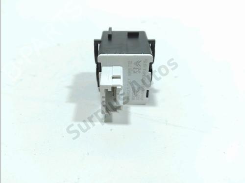 Headlight switch CITROËN C3 III (SX) 1.2 PureTech 82 | BP30654581I24 - Image 2