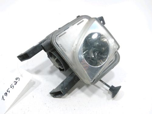 Used Right front fog light OPEL MERIVA A MPV (X03) 1.4 16V Twinport (E75) (90 hp) 31004492