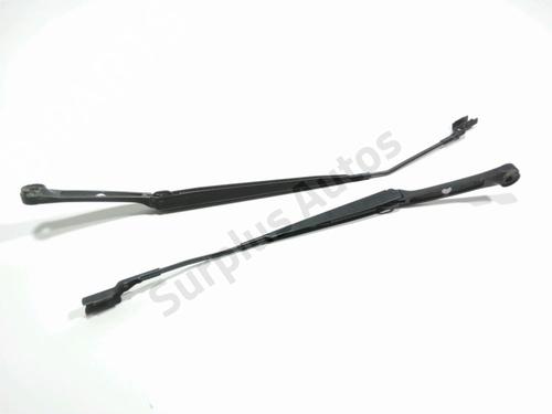 Used Front windshield wiper arm FIAT TIPO Estate (356_, 357_) 1.6 D (356WXG1B) (120 hp) 28272213