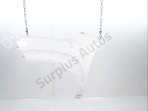 Used Left front fenders Left front fenders 37771744 37771744