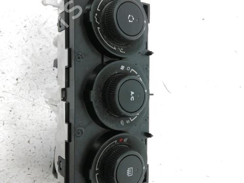 Used Climate control PEUGEOT 308 I (4A_, 4C_) 1.6 HDi (109 hp) 30988426