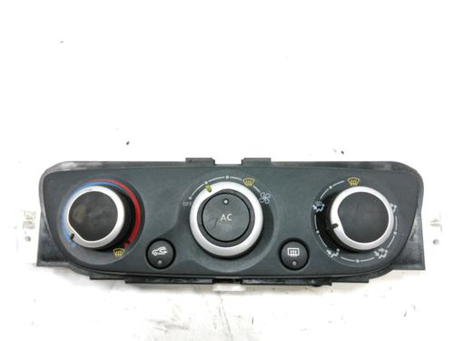 Used Climate control RENAULT MEGANE III Grandtour (KZ0/1) 1.5 dCi (KZ09, KZ0D, KZ1G, KZ29, KZ14, KZ1W, KZ10, KZ1F,... (110 hp) 30988415