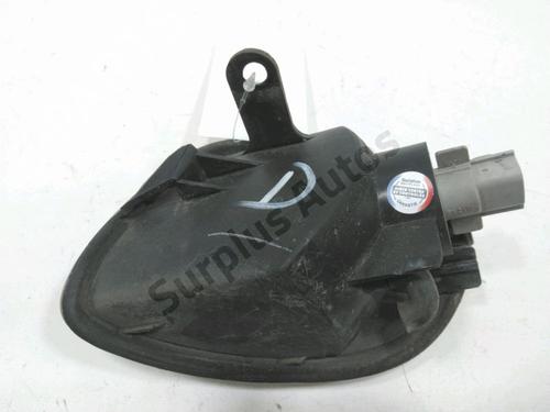 Right front indicator TOYOTA COROLLA Liftback (_E11_) 1.4 (ZZE111_, ZZE111R) | BP31004407C33