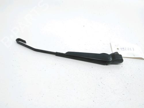 Used Rear windshield wiper arm FORD FOCUS I (DAW, DBW) 1.8 Turbo DI / TDDi (90 hp) 31007311