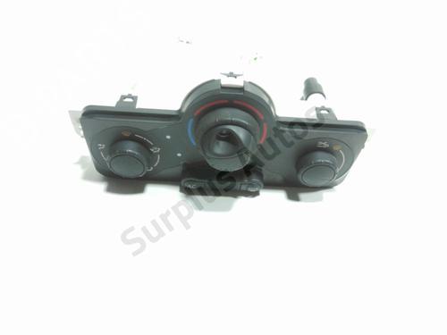 AC-Styringsenhed/Manøvreenhed RENAULT MODUS / GRAND MODUS (F/JP0_) 1.5 dCi (FP0G, JP0G) (68 hp) 28228392