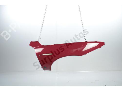 Used Right front fenders Right front fenders 32334494 32334494