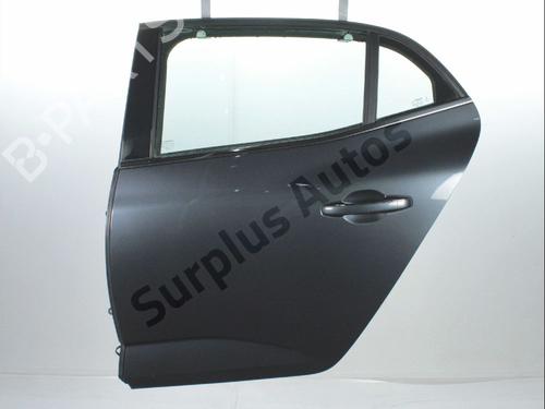 left-rear-door-renault-megane-iv-hatchback-b9amn_-2015-40060213 main image