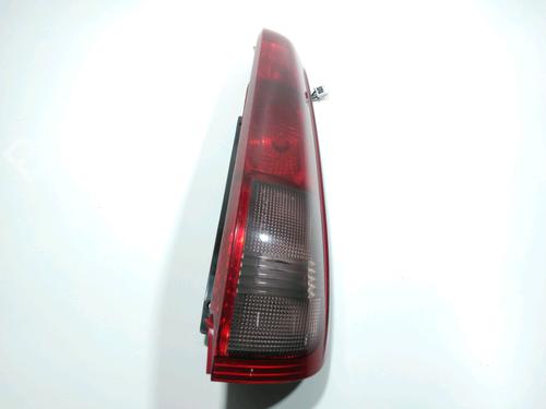 Used Right taillight NISSAN X-TRAIL I (T30) 2.2 dCi 4x4 (136 hp) 28268569