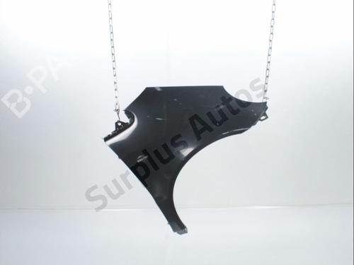 Used Right front fenders MERCEDES-BENZ A-CLASS (W168) A 170 CDI (168.009, 168.109) (95 hp) 28235878