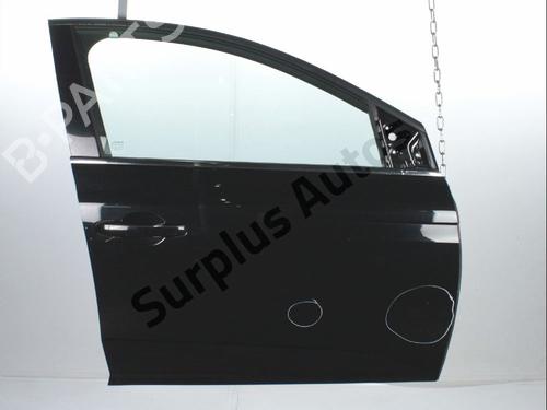 dr-hjre-fortil-renault-megane-iv-hatchback-b9amn_-2015-39260234 main image