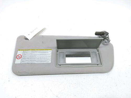 Used Right sun visor TOYOTA COROLLA Verso (ZER_, ZZE12_, R1_) 2.2 D-4D (AUR10_, AUR10R) (136 hp) 31002758