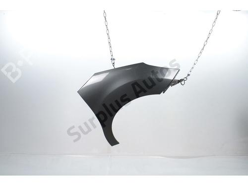 Used Right front fenders Right front fenders 38742999 38742999