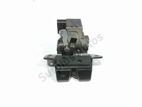 Used Tailgate lock KIA PRO CEE'D (ED) 1.6 CRDi 115 (115 hp) 30654771