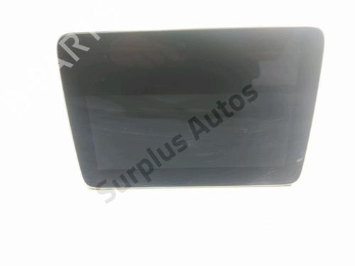 Used Display monitor MERCEDES-BENZ A-CLASS (W176) A 180 (176.042) (122 hp) 28229988
