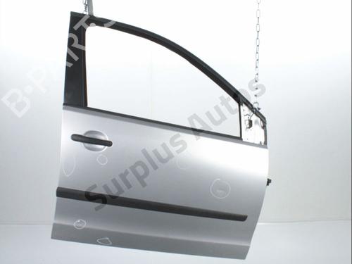 Used Right front door VW POLO (9N_, 9A_) 1.4 TDI (70 hp) 28244063