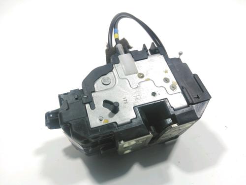 Used Rear right lock NISSAN NOTE (E11, NE11) 1.5 dCi (86 hp) 28254384