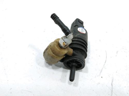 Used Washer pump VW POLO IV (9N_, 9A_) 1.4 TDI (70 hp) 31008510