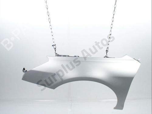 Used Left front fenders Left front fenders CITROËN C5 III Break (RW_) 2.0 HDi 140 (140 hp) 33261905 33261905