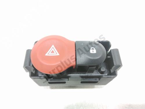 warning-switch-renault-clio-iii-grandtour-kr01_-2007-31207571 main image