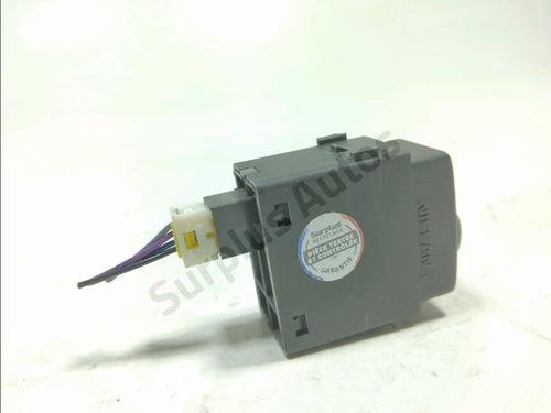 Headlight switch NISSAN JUKE (F15) 1.2 DIG-T | BP37870522I24 - Image 3