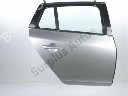 Porte arrière droite VOLVO V60 I (155) D3 (150 hp) 31868341